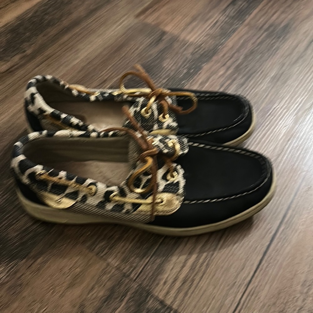 Womens sperry shoes